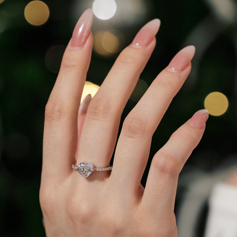 💍Funkelnder Silberring mit Herz-Schleife – feminin elegant als romantisches Geschenk🎀