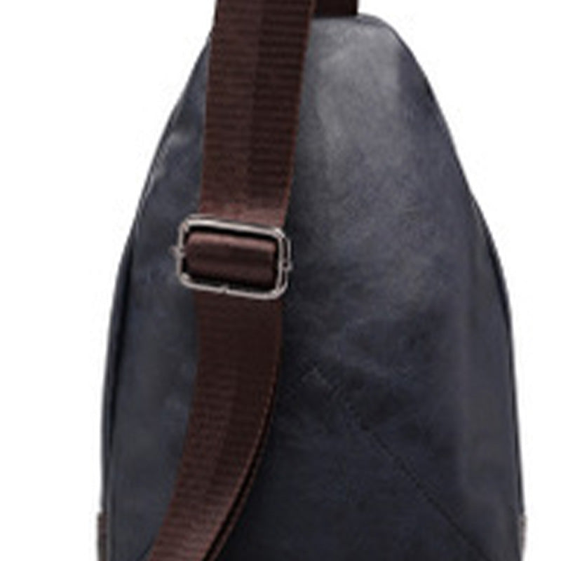 đ JETZT 50 % RABATT! đ§ł Brusttasche fĂŒr Herren aus PU-Leder â Leicht, ĂŒbersichtlich und im 3-in-1-Design â Als Brusttasche, UmhĂ€ngetasche oder Handtasche tragbar đ„