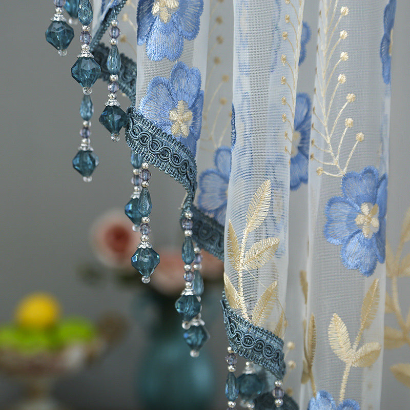 🛍️ 50 % Rabatt – Leichter Stickvorhang mit Perlen – halbtransparent, stickverziert, montagefreundlich & vielseitig für Wohnzimmer, Schlafzimmer & Flur 🪟