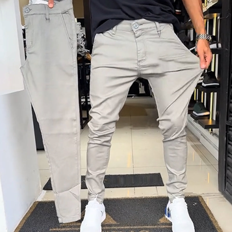 Herren Slim-Fit Freizeithose in Einfarbig