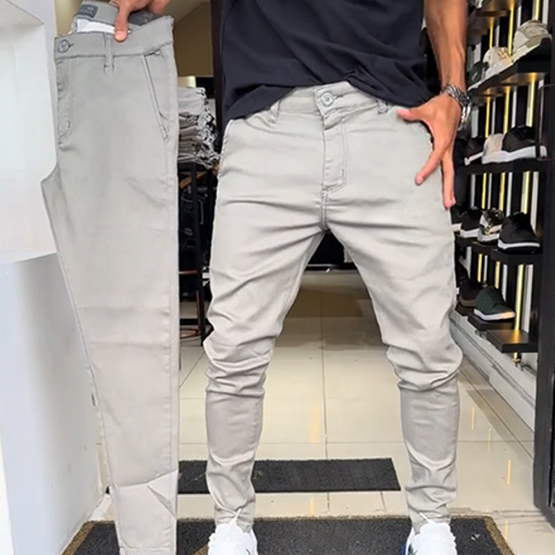 Herren Slim-Fit Freizeithose in Einfarbig