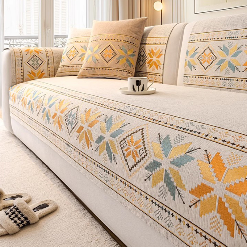 Rutschfester Sofaauflagenbezug aus Chenille im Boho-Stil