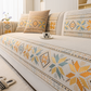 Rutschfester Sofaauflagenbezug aus Chenille im Boho-Stil
